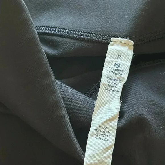 Lululemon - Picture 2 of 3